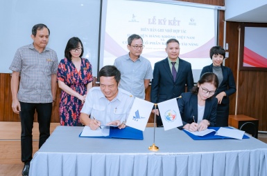 LỄ KÝ KẾT BIÊN BẢN GHI NHỚ HỢP TÁC GIỮA HỌC VIỆN HÀNG KHÔNG VIỆT NAM VÀ CÔNG TY CỔ PHẦN KIẾN TẠO TÀI NĂNG